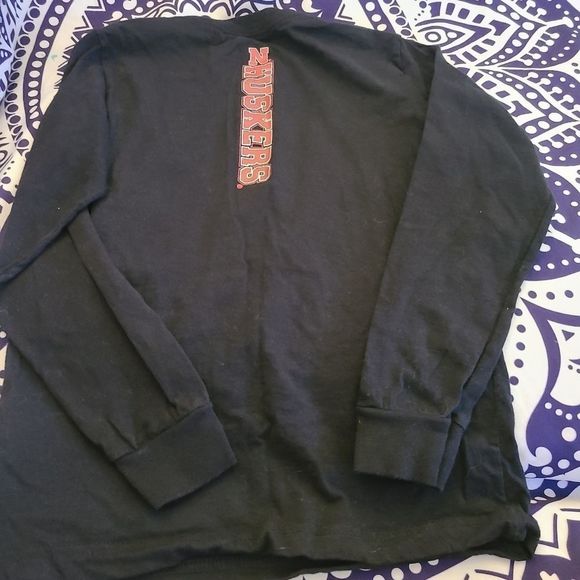 Husker long sleeve shirt girls size small 6/7 - Picture 3 of 4